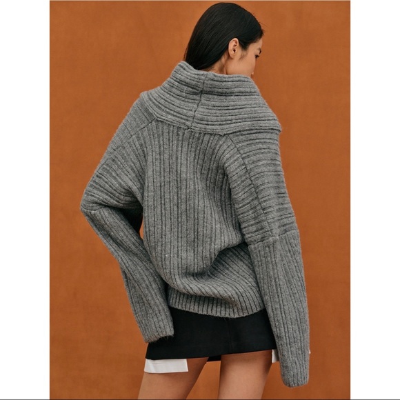 Source Unknown Oversize Sweater - Picture 4 of 4